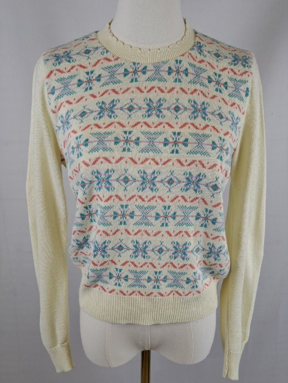 VTG Ivory Scalloped Neck Pastel Fair Isle Sweater Feminine Indie Prep Coquette S